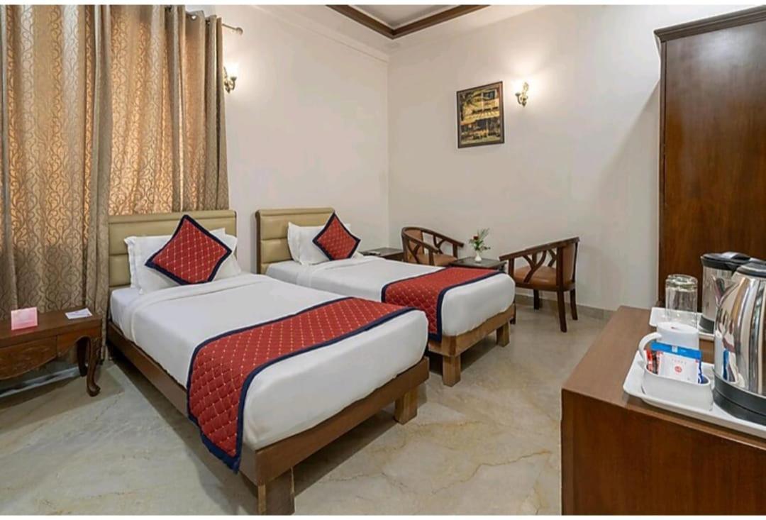 Hotel Agra Grande By Goyal Hoteliers Exterior foto