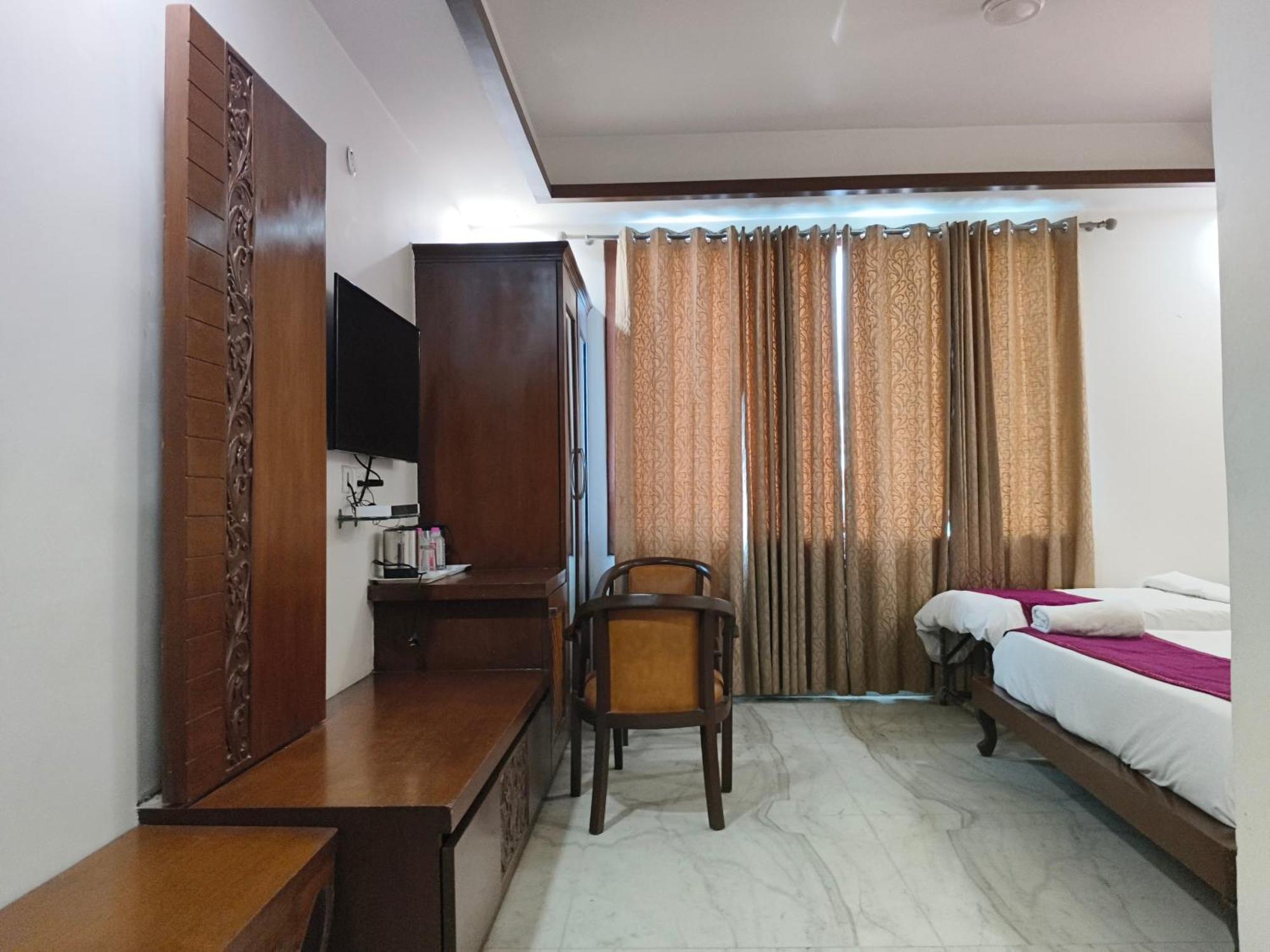 Hotel Agra Grande By Goyal Hoteliers Exterior foto